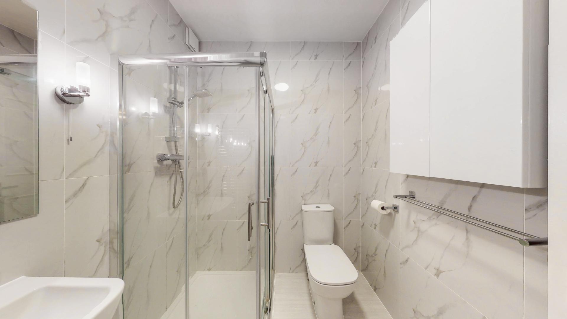 			2 Bedroom, 2 bath, 1 reception Flat			 Minster Road, West Hampstead